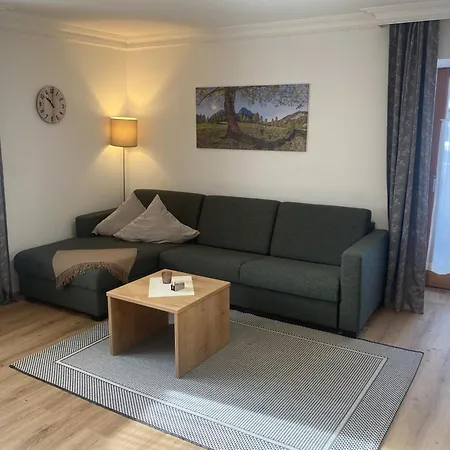 Frankenhof Guest house 3*