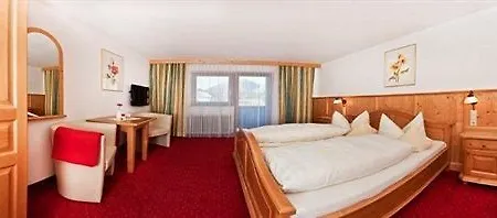 Frankenhof Guest house 3*